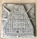 Resintuff 700mm x 700mm Triangular Manhole Cover, 25 Ton Rating - Image 4