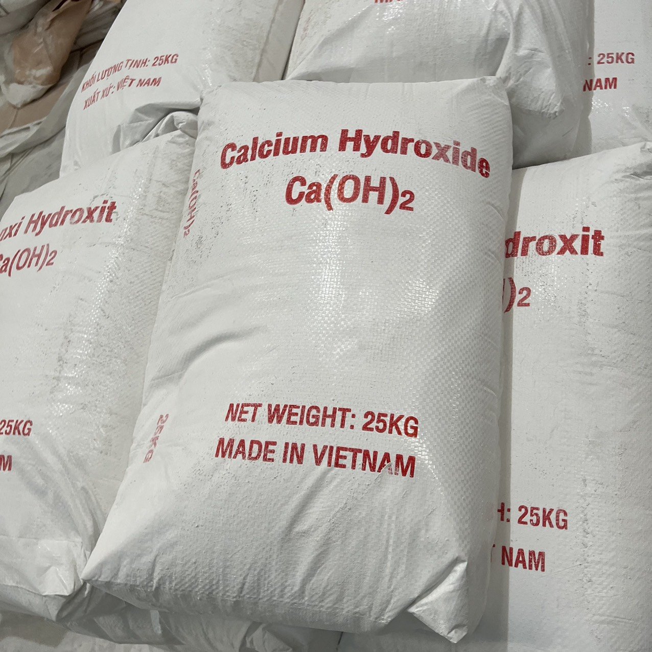 Industrial Grade Calcium Hydroxide Hydrated Lime, 25kg Bag, Construction Grade Industrial Grade Calcium Hydroxide Hydrated Lime, 25kg Bag, Construction Grade
