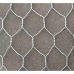 Zeka 16-Gauge Galvanized Chain Link Fence, 6ft x 18m Triple Twisted