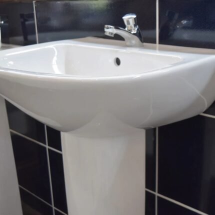 Standard 312 Pedestal Wash Hand Basin, 450x300mm, Vitreous China, White